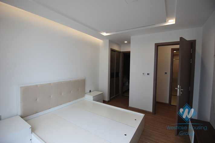 Furnished four bedrooms apartment for rent in Vinhome Metropolis, Ba Dinh district, Ha Noi